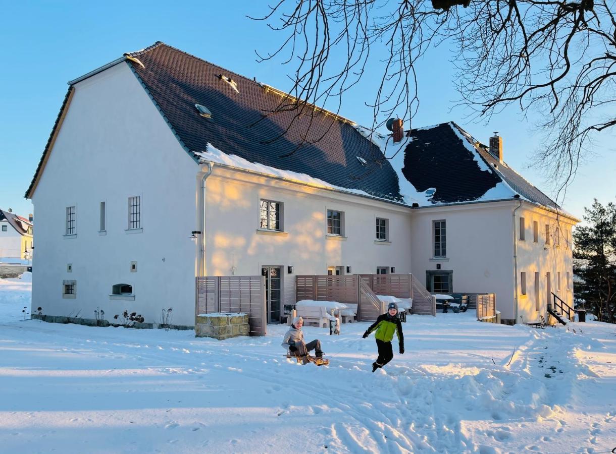 Farmhouse Eckartsberg Im Zittauer Gebirge - Gemuetliche Und Moderne Ferienwohnungen Mit Terrasse Εξωτερικό φωτογραφία